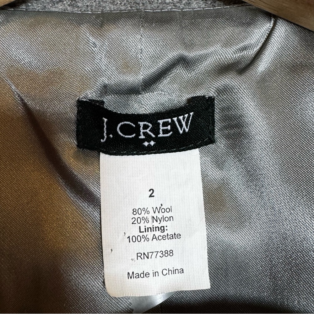 J.Crew Classic Gray Wool Ruffle Front Blazer Raw Edge Peplum Jacket Size 2 - Picture 3 of 10